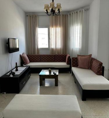 Dar Chaabane Al Fehri Apartment | Appartement spacieux - Dar Chaabane plage