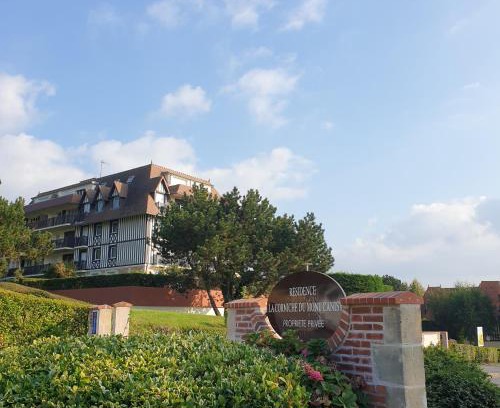 Blonville-sur-Mer Apartment | Appartement studio proche mer 4 pers résidence calme avec parc