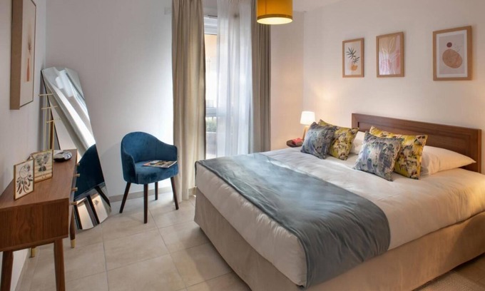 Ales Apartment | Appartement T2 avec une chambre séparée