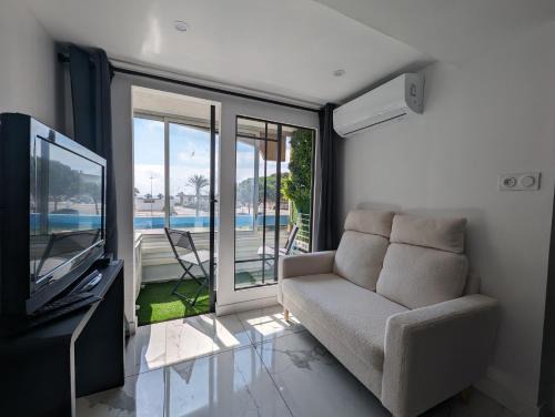 Saint-Cyprien Plage Apartment | Appartement T2 cabine, en bord de mer, WIFI et climatisation
