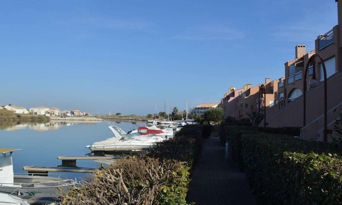 Saint-Cyprien Plage Apartment | Appartement T2 Cabine 6 pers proche plage, parking, BBQ - FR-1-225D-4