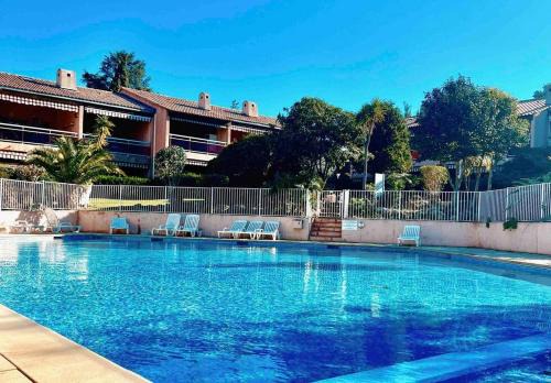 Le Pradet Apartment | Appartement T3 Plage à 300m Les Oursinières