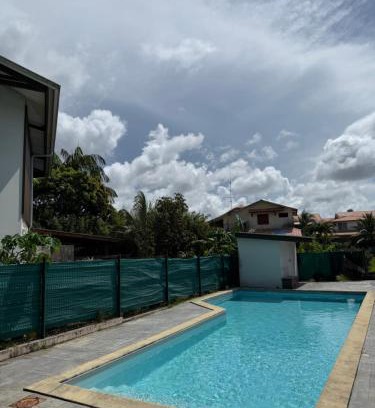 Cayenne Apartment | Appartement terrasse et jacuzzi privatif, piscine, wifi et climatisation