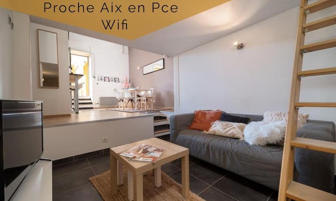 Venelles Apartment | Appartement tout équipé 4 couchages avec terrasse et Parking