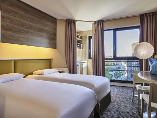 Republique–Point-du-Jour Hotel | AppartHotel Mercure Paris Boulogne