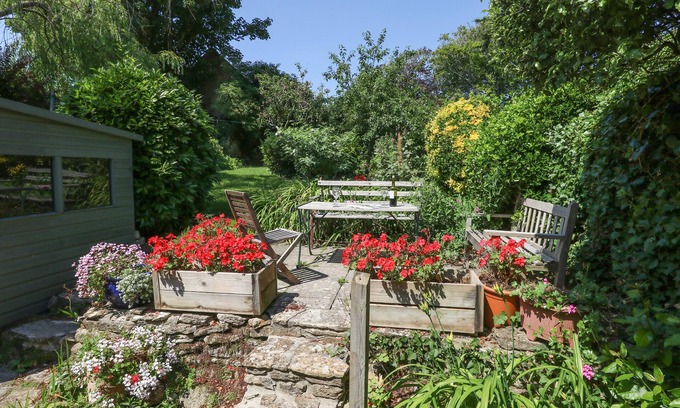 Bridport Cottage | Apple Tree Cottage