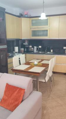 Elbasan Apartment | Apt modern,7 minutin dalla spiaggia