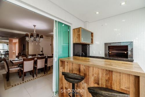 Castelo Branco Apartment | Apto Encantador a 350m da Meia Praia RMF1102