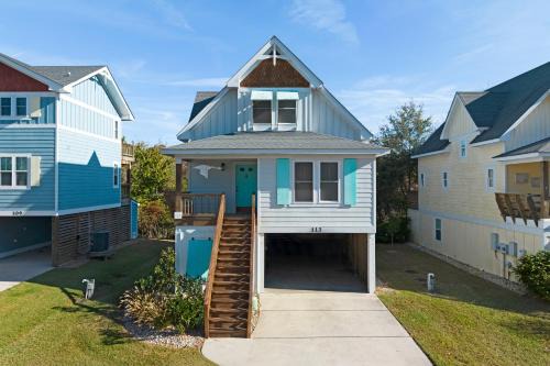 Colington House | Aqua Adventure