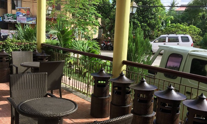 Cogon Hotel | Arabelle Suites
