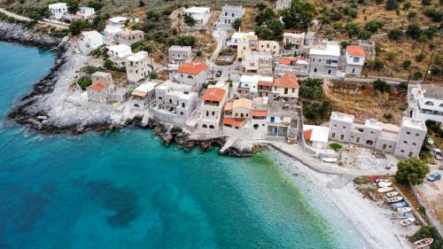 East Mani Hotel | Arapis Rooms & Suites