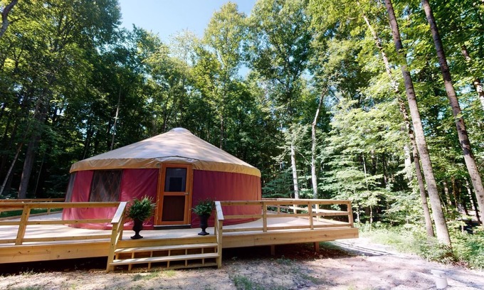 Laurelville RV Rental | Arbor Ridge Yurt- Hocking Hills Yurts and Cabins