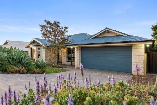 Middle Ridge House | Arcadia House