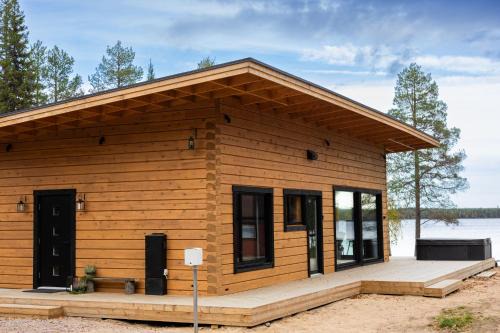Sonka Apartment | Arctic Mustache Lake Lodge