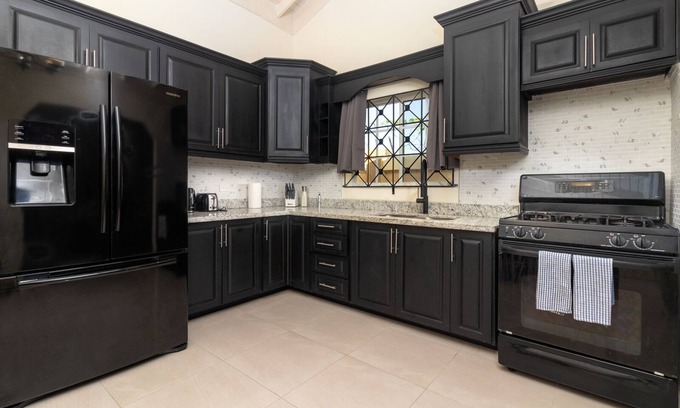 St. Ann's Bay Apartment | Areca Hideaway Haven
