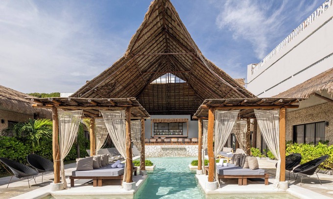 Centro Hotel | Areia Playa del Carmen-Beach front Hotel