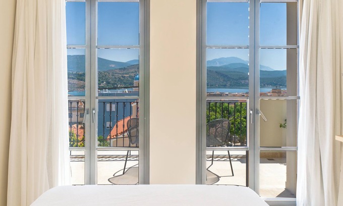 Argostoli Town Apartment | Argostoli Essence Suites