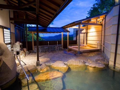 Kita Ward Hotel | Arima Onsen Motoyu Ryuusenkaku