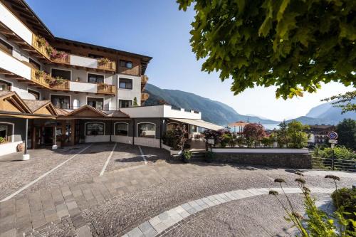 Molveno Hotel | Ariston Lake View Hotel