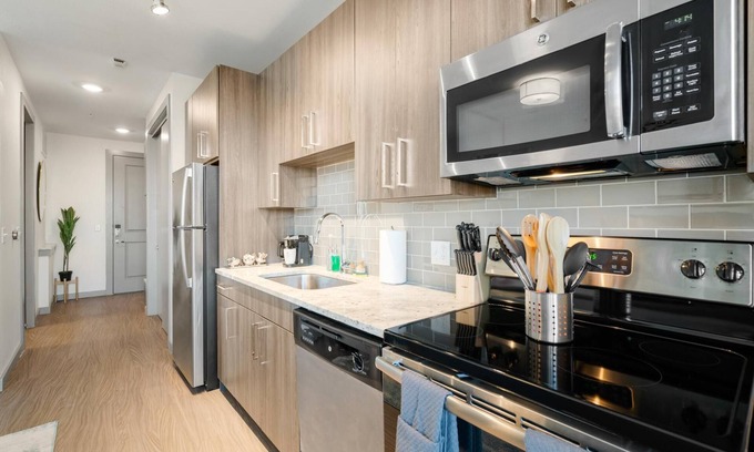 Central Arlington Apartment | Arlington Comfortable Studio Apartment