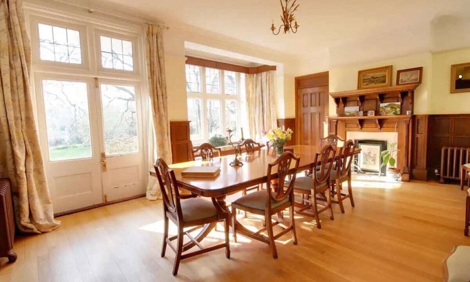 New Forest District House | Arnewood Manor - Countryside View