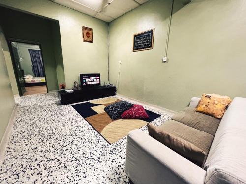 Kampung Geliga Besar House | Arni Homestay - Geliga
