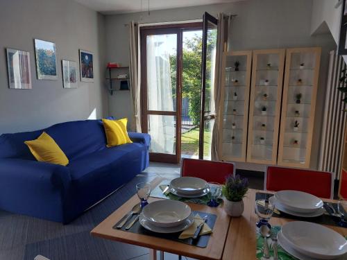 Arona Apartment | Arona - Lake Maggiore Entire Home - parking