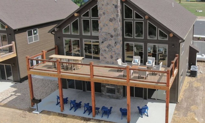 Lampe Cabin | Arrowhead Lodge-ADA Lake view w/Pickleball Court!