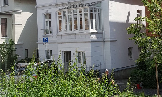 Dobbenviertel Apartment | Art over the roofs in the Dobbenviertel