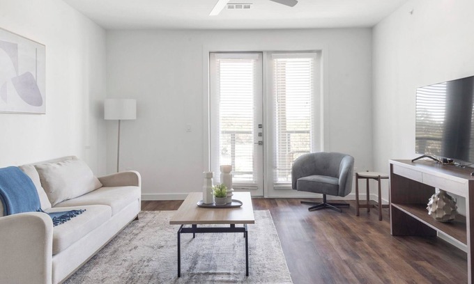 Austin Apartment | Artesian 1BD 11 - One Bedroom Apartment, Sleeps 2