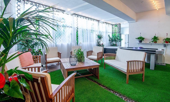 Pico - Robertson Apartment | Artfully arranged, open and inviting 2 bedroom suite with a private yard.