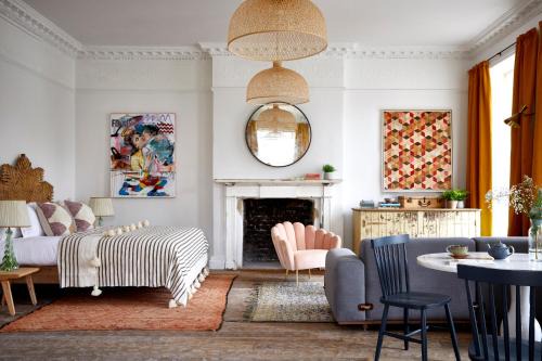 Saint Paul's Hotel | Artist Residence Bristol