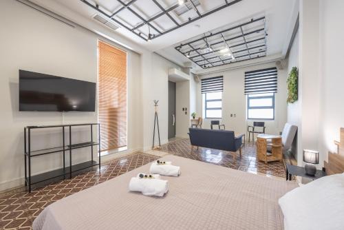 Gazi Apartment | Artistic Home Gazi by MDK Athens