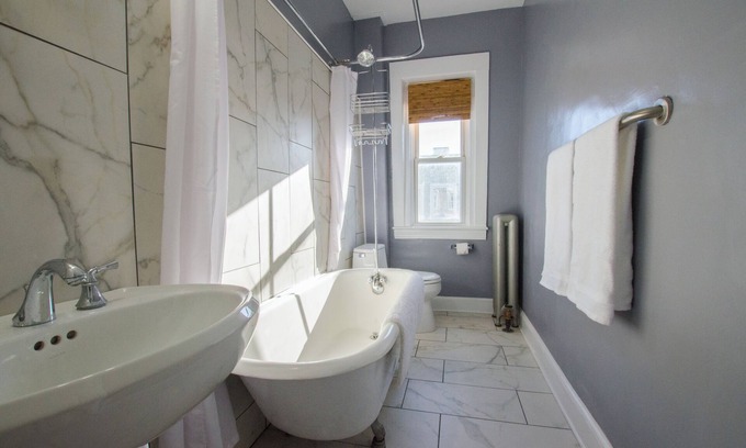 West End Apartment | Artsy 2-bedroom apartment in Providence's West End