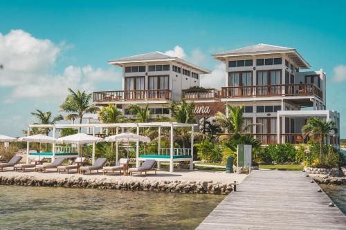 San Pedro Hotel | Aruna Resort & Villas