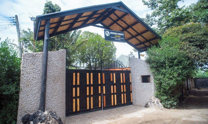 Arusha House | Arusha Giraffe Lodge