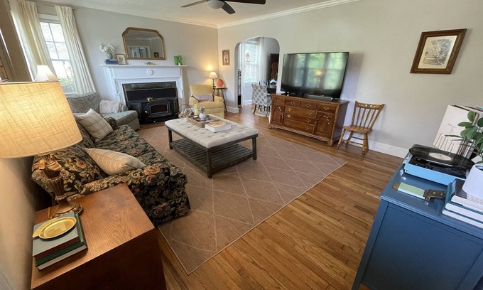 Greenville - Spartanburg Cottage | Ashford Cottage - Close to Downtown!