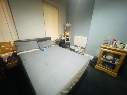 Ashton-under-Lyne Apartment | Ashton Apartment