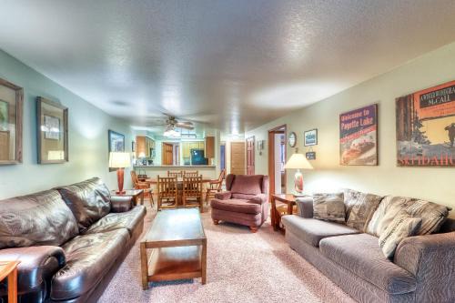 McCall Apartment | Aspen Village Golf Course Condo - Fairways 71