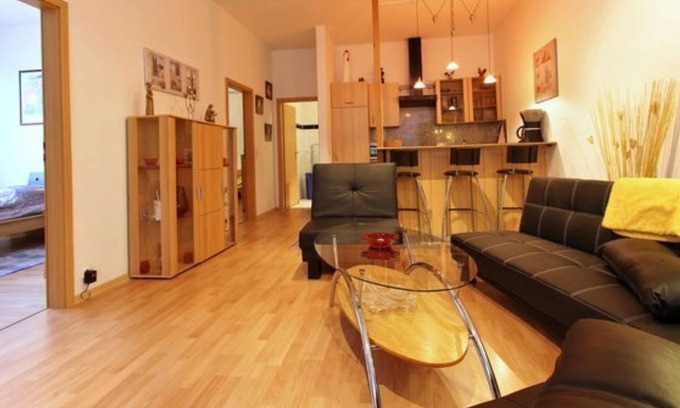 Mittelnkirchen Apartment | At the gates of Hamburg, in the old country