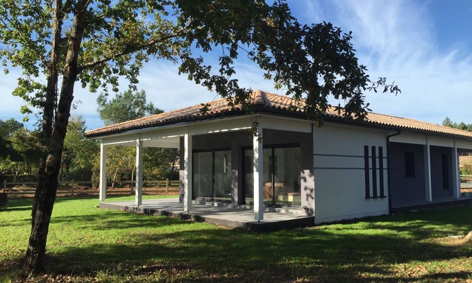 Hourtin Villa | At the lake of Hourtin, New villa with garden for 8 people