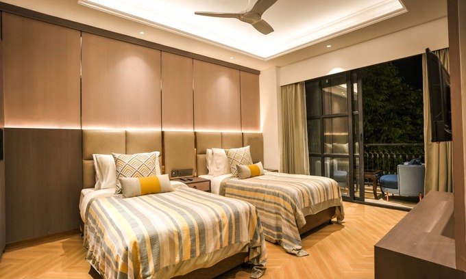 Greater Noida Bed & Breakfast | Atithi House