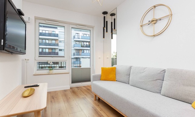 Praga Poludnie Apartment | Atrium Promenada Apartment by Renters