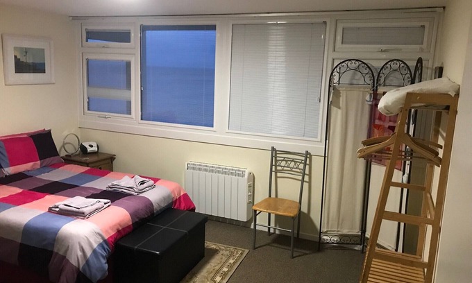 Felixstowe Apartment | Attractive Apartment Which Has, Possibly, the Best Views in Felixstowe