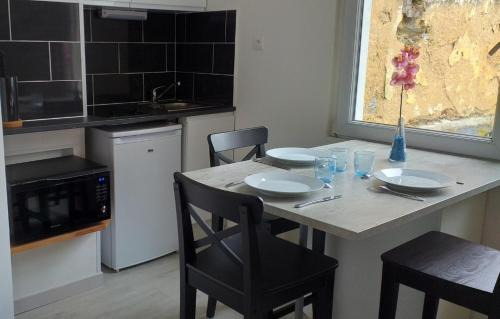 Plerin Apartment | Au calme sur le port de plaisance et le GR34