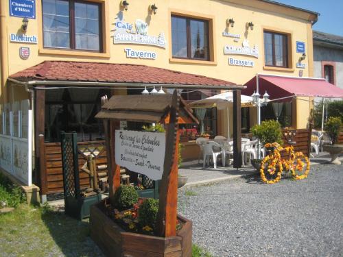 Vresse-sur-Semois Bed & Breakfast | Auberge Hôtel chambre Tout Confort B-B et Restaurant Les Colombes
