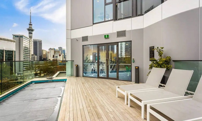 Newton Apartment | Auckland City Charm - 2Br Haven