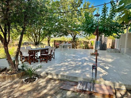 Neromilos Apartment | Aura House - Serene and breezy home under pines