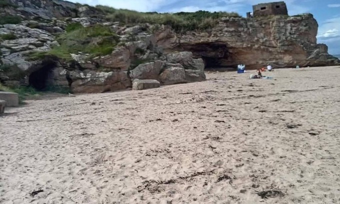 Lossiemouth Cabin | Aurora luxury beach lodge at silver sands lossiemouth 2 minute walk to beach