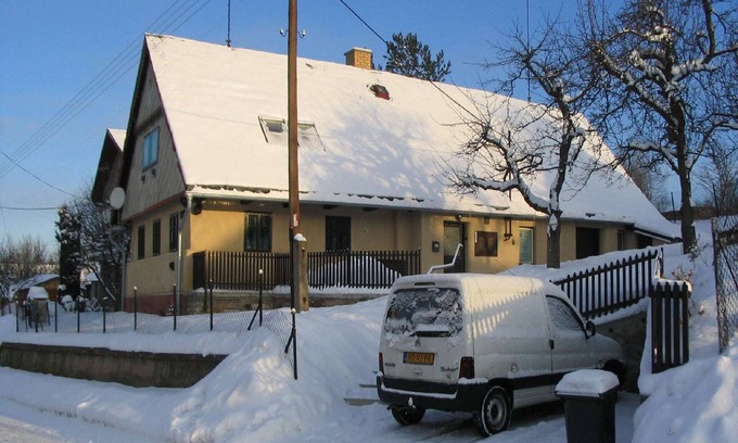 Rtyne v Podkrkonosi House | Authentic holiday home with garden near Trutnov